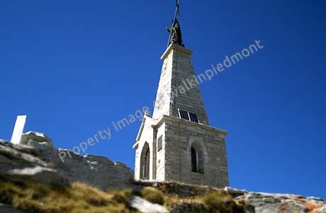 walkinpiedmont-escursioni-trekking-ciaspole-mtb-anello-Mombarone