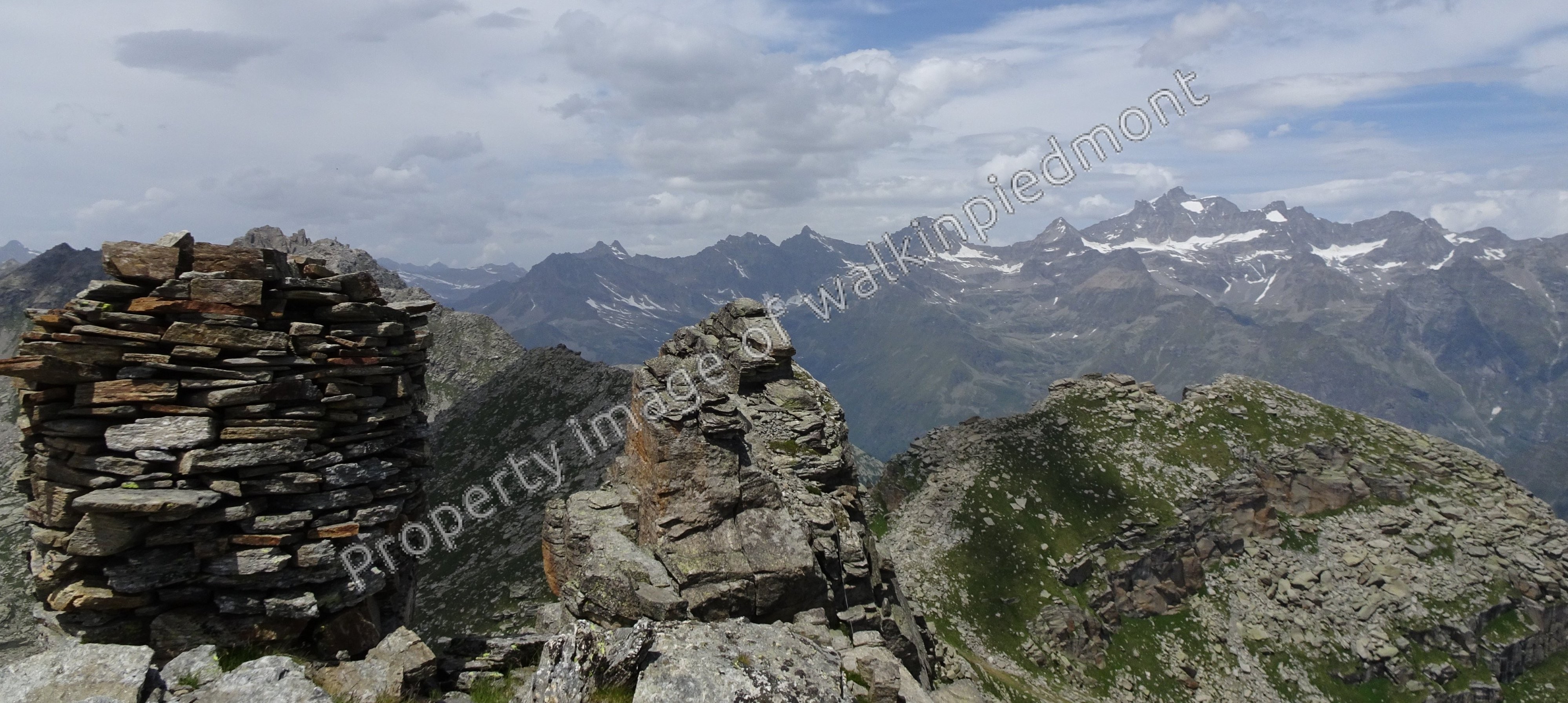 walkinpiedmont-escursioni-trekking-ciaspole-mtb-Punta-Giardonera
