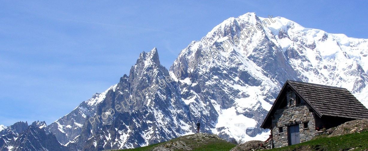 walkinpiedmont-escursioni-trekking-ciaspole-mtb-capodanno-rifugio-Bertone