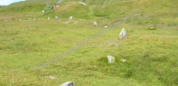 walkinpiedmont-escursioni-trekking-ciaspole-mtb-lago-Cromlech